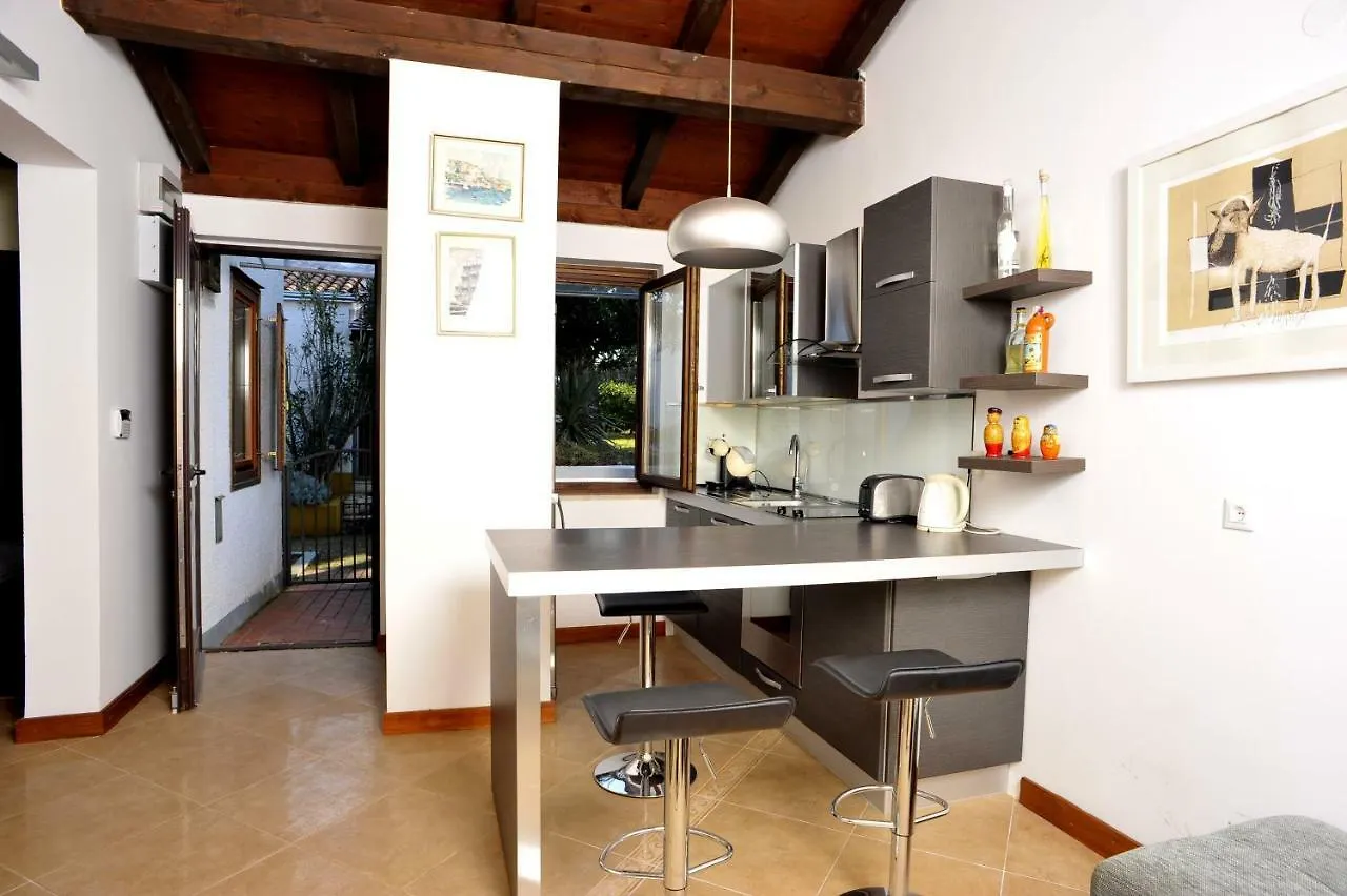 Casa de Férias Holiday House Lena Poreč Croácia
